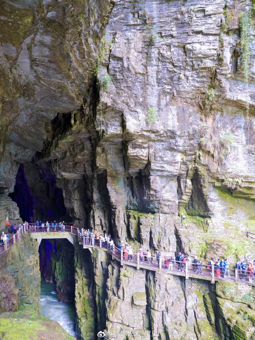 利川腾龙洞风景区免费-图1