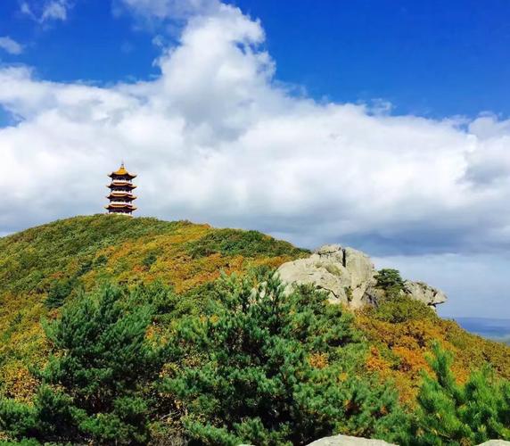 南湖李密山旅游风景区-图1