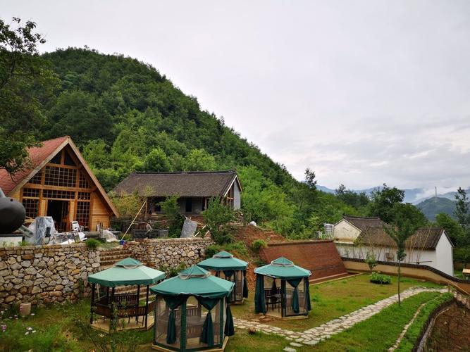 嵩县白云山风景区住宿-图1