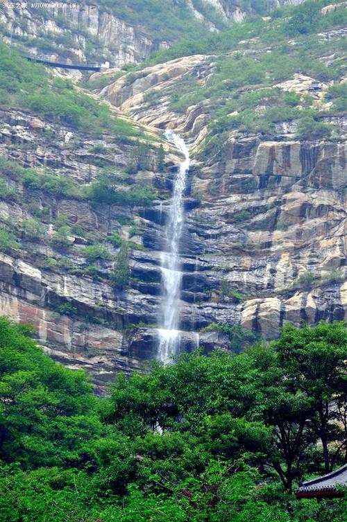 卢崖瀑布风景区怎么样-图2