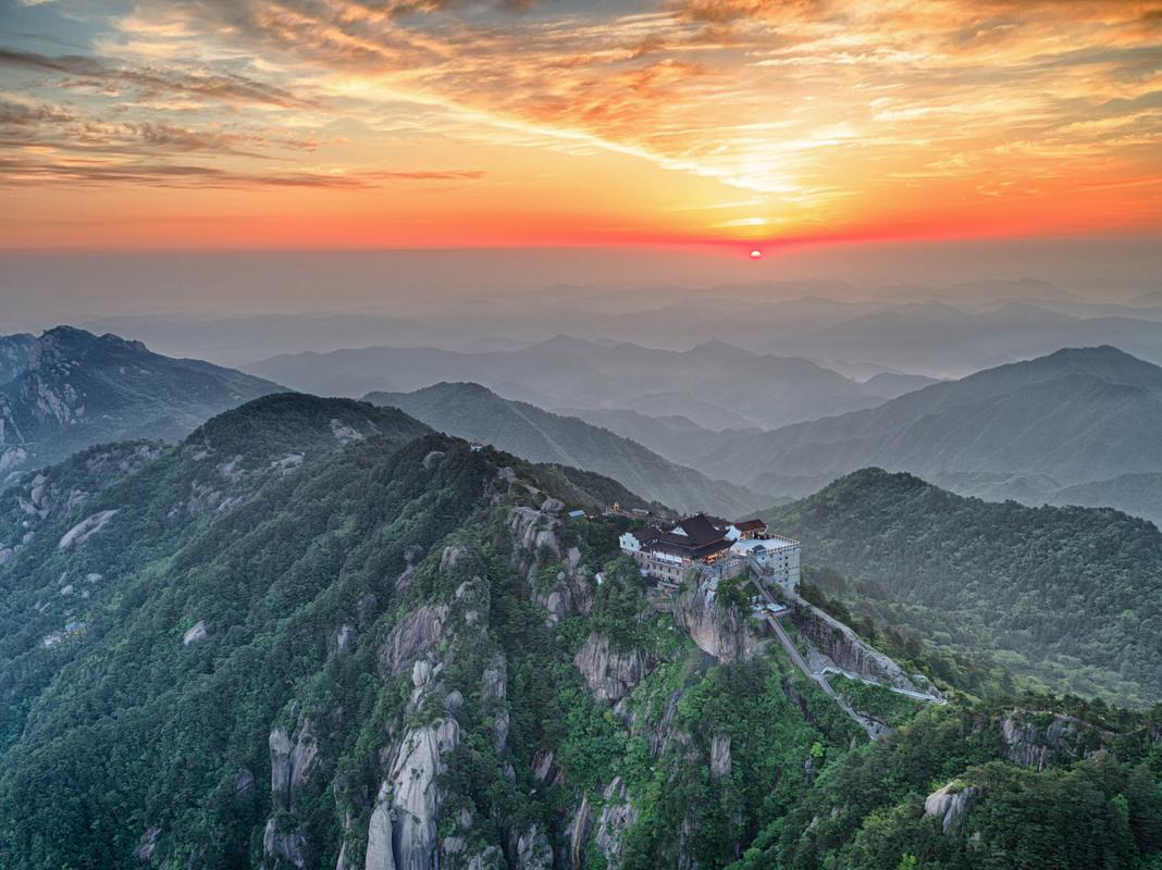 安微九华山风景区图片-图1