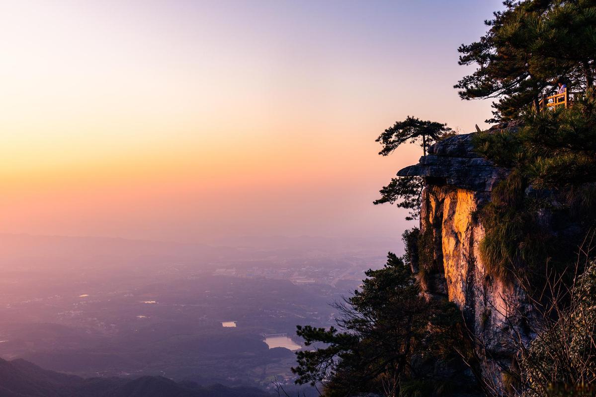 芦山风景区图片-图1