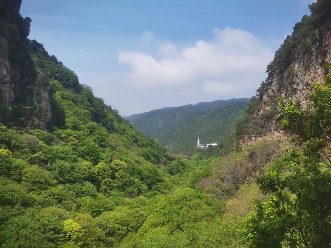 晋中石膏山风景区-图1