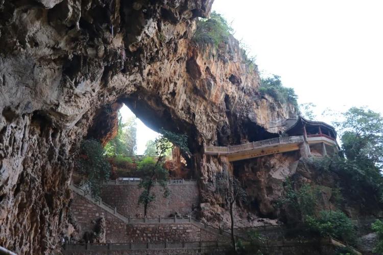 云南燕子洞风景区-图1