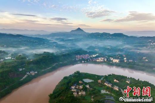 离赤水最近的风景区-图2