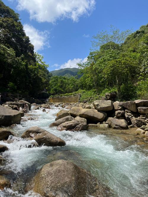 贺洲旅游风景区-图1