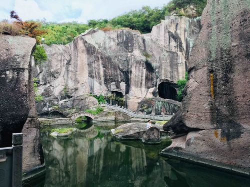 宁波伍山石窟风景区-图2