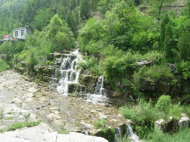 娥庄瀑布群风景区-图3