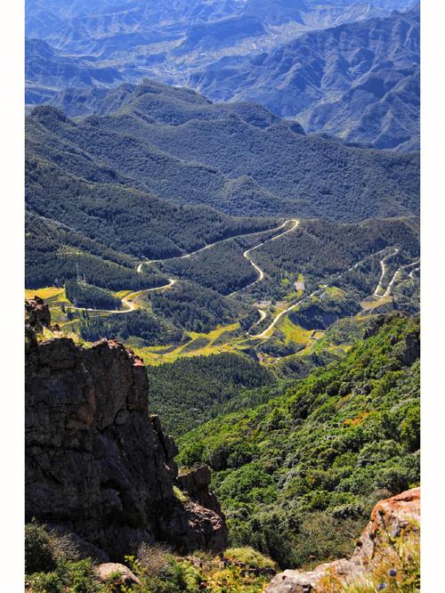 房山白草畔风景区攻略-图1