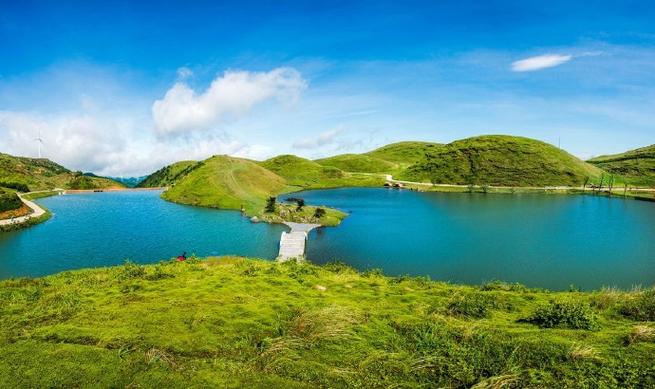 仰天湖草原风景区在哪-图1