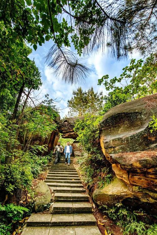 仁寿五龙山风景区-图1