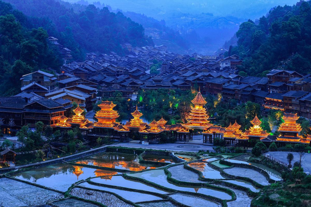 贵州千户苗寨风景区-图1