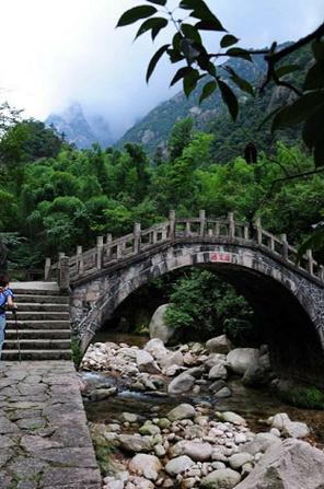 黄山钓桥景区-图1