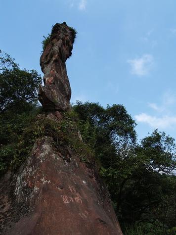 佛宝风景区-图1