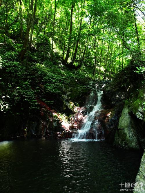 十堰百龙潭景区-图2