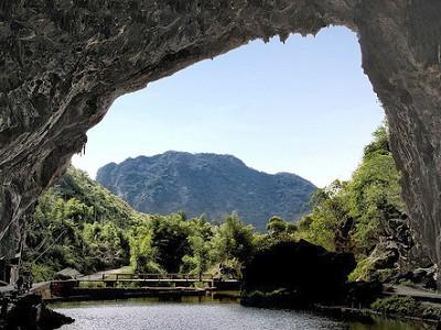 怀集燕岩风景区-图1