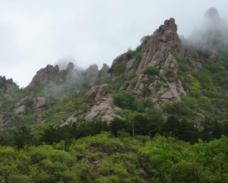 建昌白狼山风景区-图1