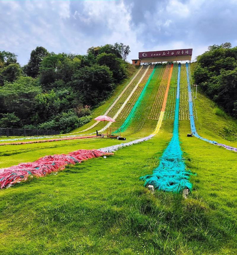 花千谷文化旅游风景区-图1