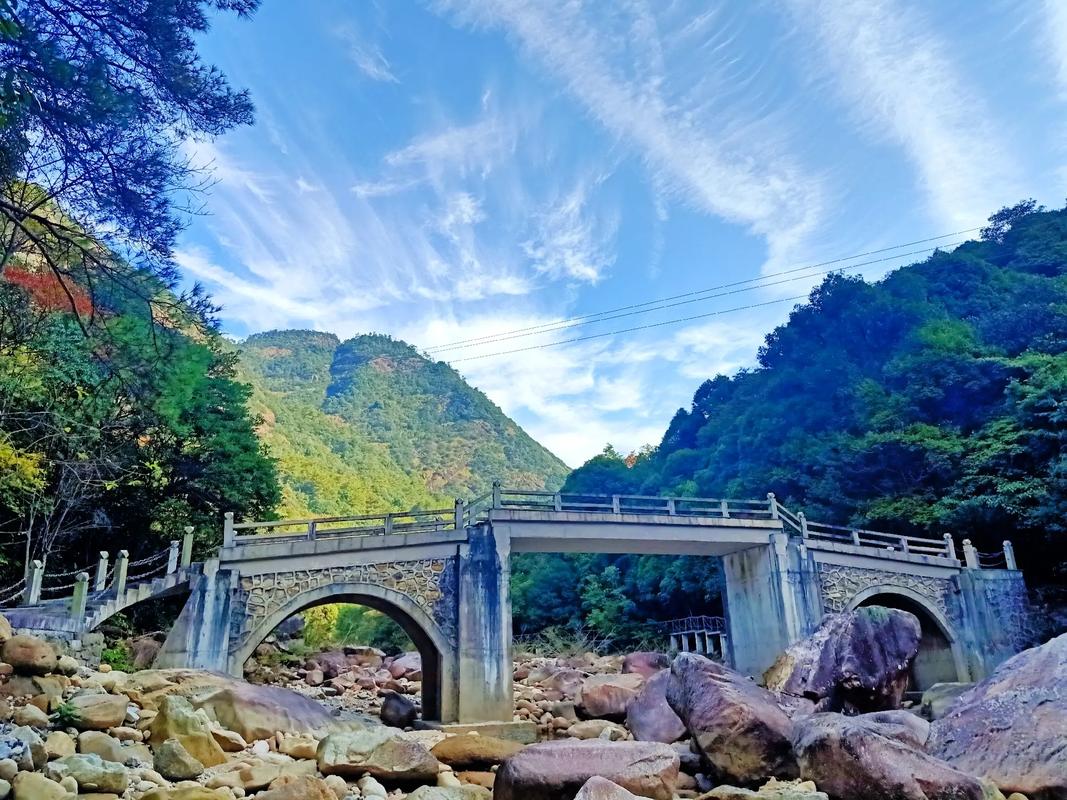 德兴梧风洞景区-图1