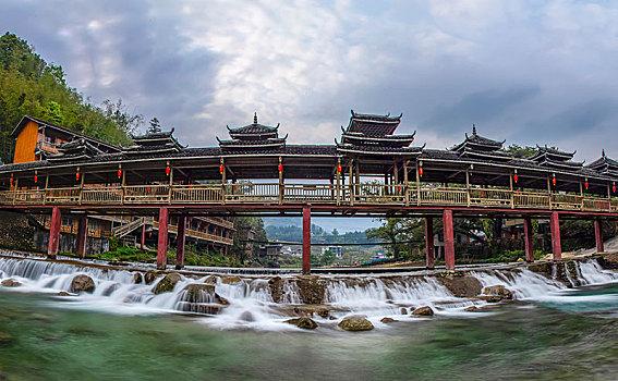 雨卜苗寨景区-图3