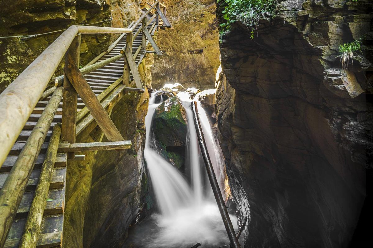 河北百里峡风景区-图1