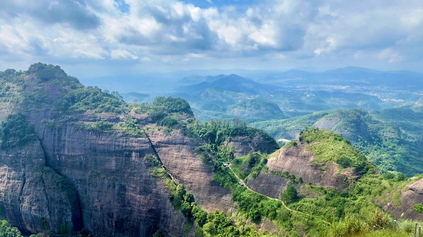 桂平白石山风景区-图1