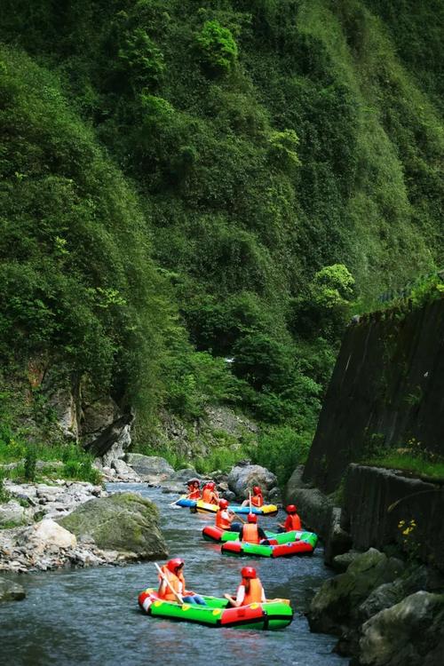 灵东水上游乐避暑风景区-图1