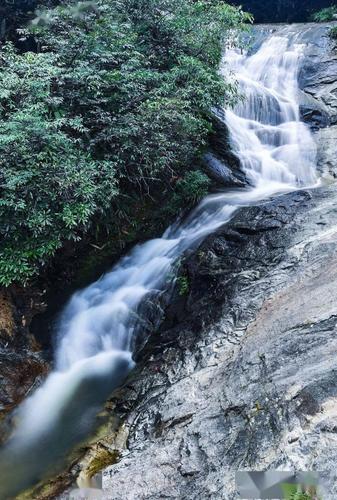 十八龙潭景区-图1