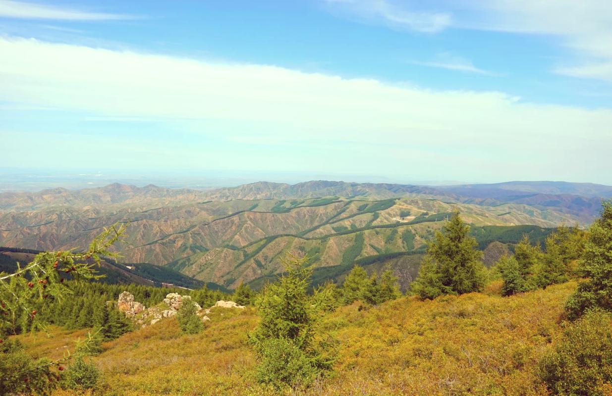 兴和苏木山景区-图1