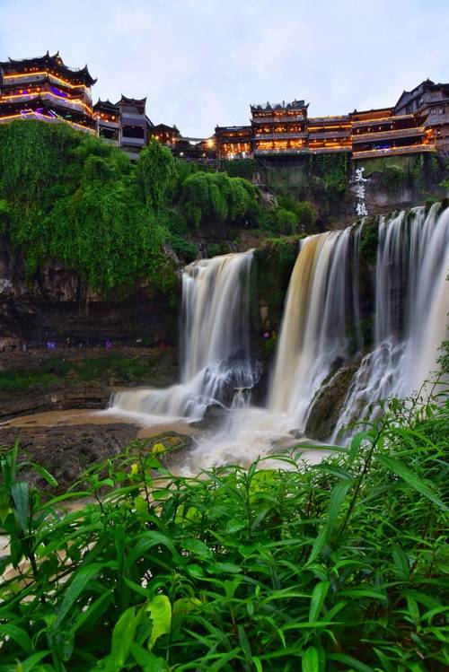 芙蓉镇风景区-图1