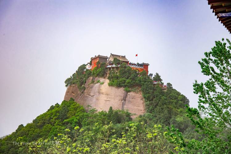 铜川香山旅游攻略，如何玩转这座美丽的山峰？-图2