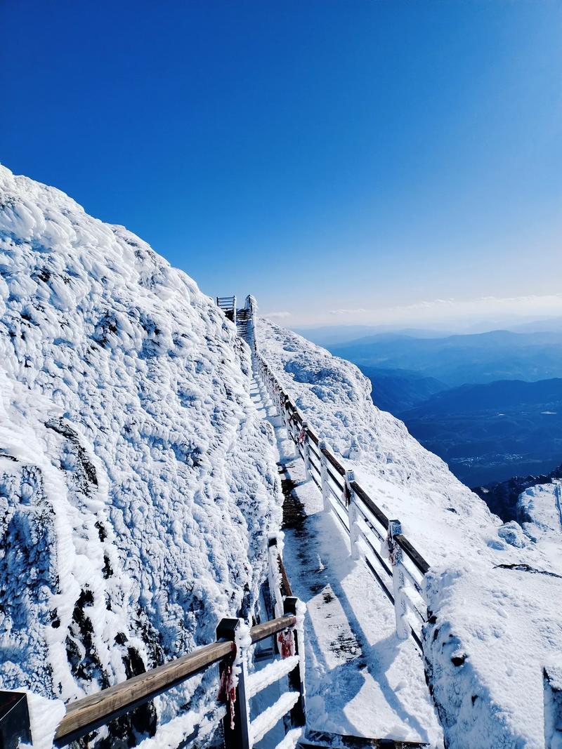 昆明轿子雪山旅游攻略，如何规划一次完美的探险之旅？-图1