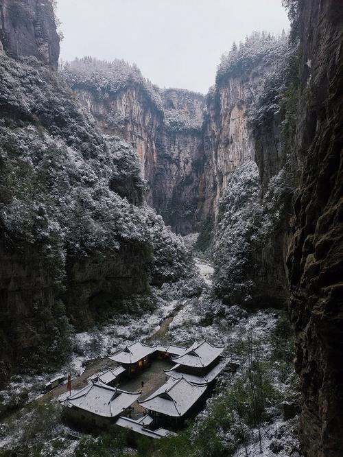 武隆冬季旅游攻略，如何玩转这个季节的美景与活动？-图3