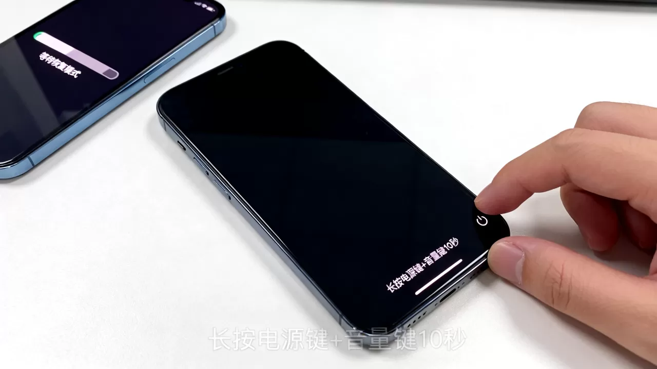 iphone恢复黑屏了怎么办，苹果手机黑屏自动恢复方法