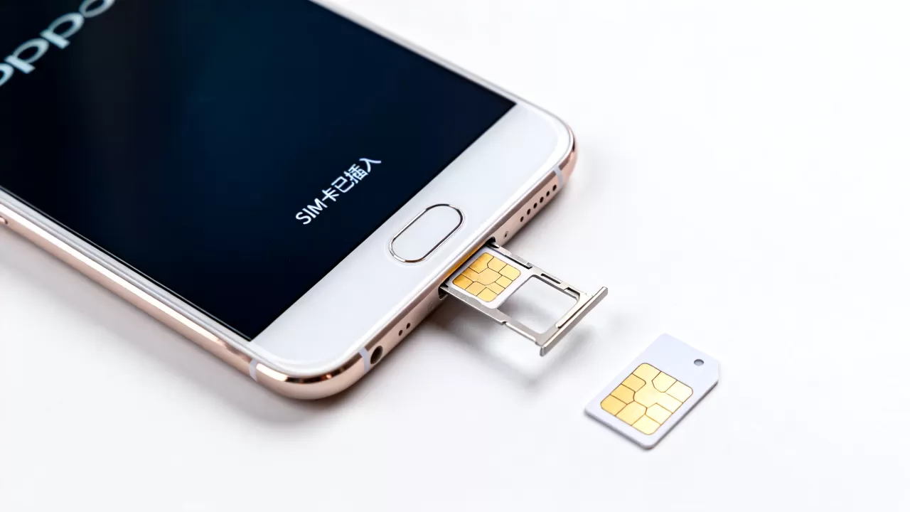 OPPO R9插什么卡，OPPO R9支持什么手机卡