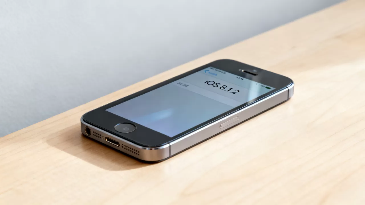 iphone5s升级8.1.2怎么样，iphone5s升级ios8.1.2流畅吗