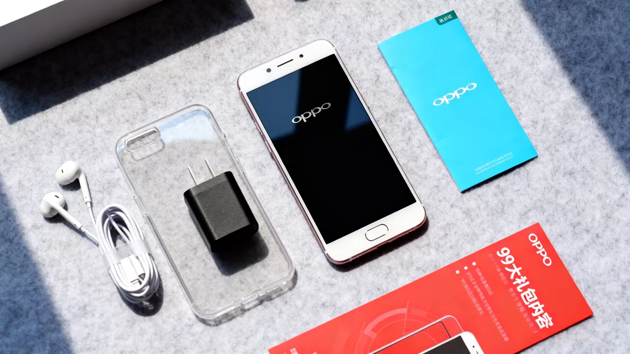 oppor9大礼包有什么，OPPO R9手机套餐优惠包含哪些