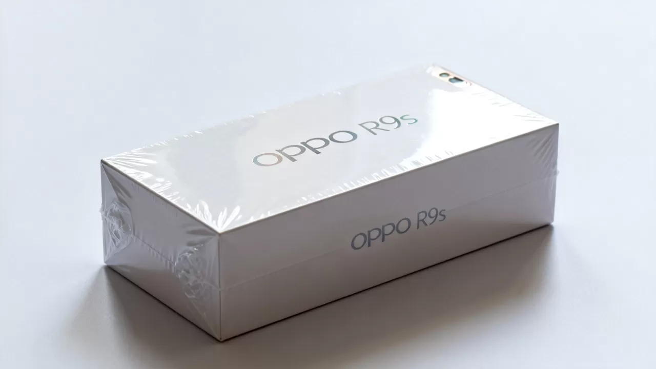 OPPOR9s没拆封什么样，OPPOR9s未拆封状态