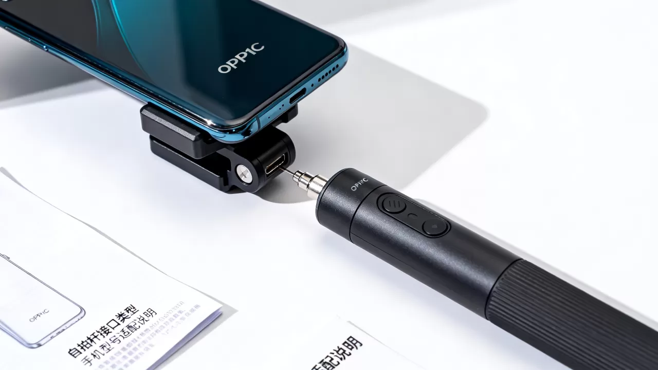 OPPOR1C为什么不能用自拍杆，手机自拍杆通用吗