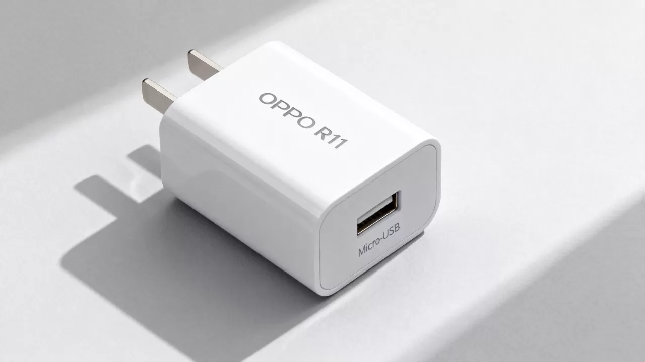 oppor11充电器什么型号,oppor11充电器接口类型 oppor11充电器什么型号,oppor11充电器接口类型