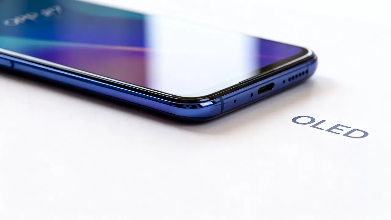 oppor17屏幕什么材质,OPPO R17屏幕材质是OLED还是LCD oppor17屏幕什么材质,OPPO R17屏幕材质是OLED还是LCD
