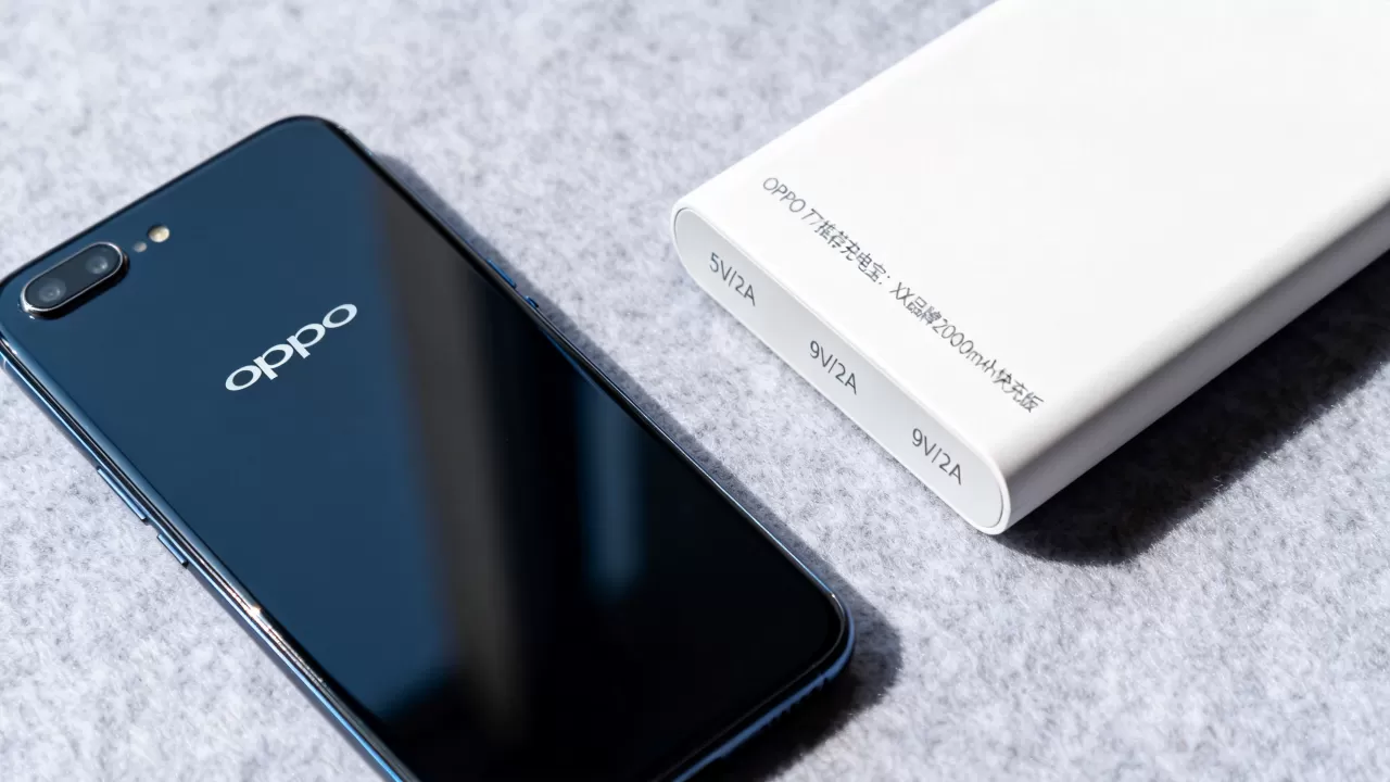 OPPO R7用什么充电宝充电?OPPO R7充电宝推荐 OPPO R7用什么充电宝充电?OPPO R7充电宝推荐