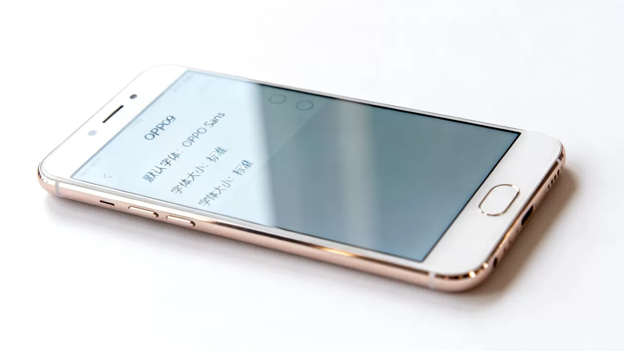 OPPOR9默认字体是什么，OPPO手机字体设置