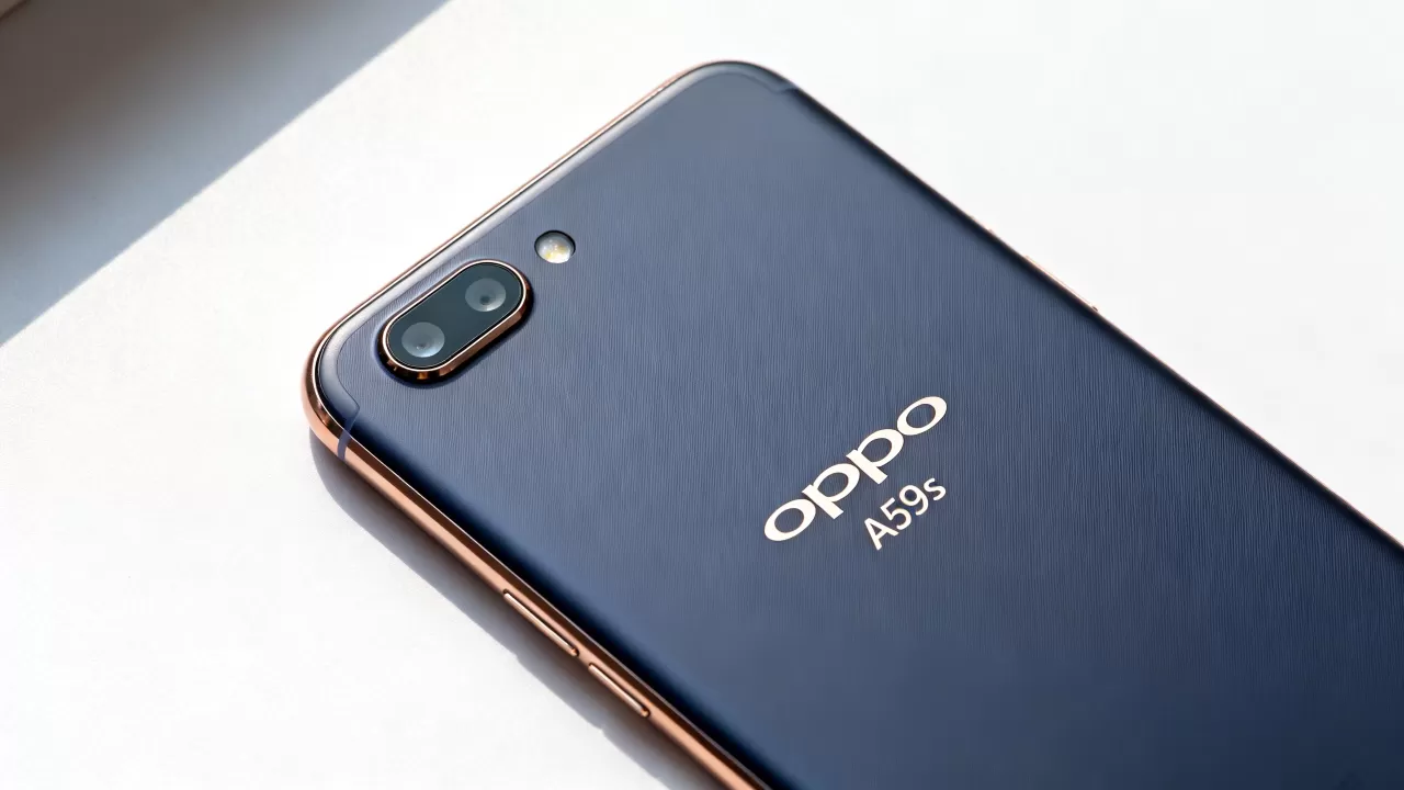 oppoa59s背面是什么字，oppoa59s背面字母