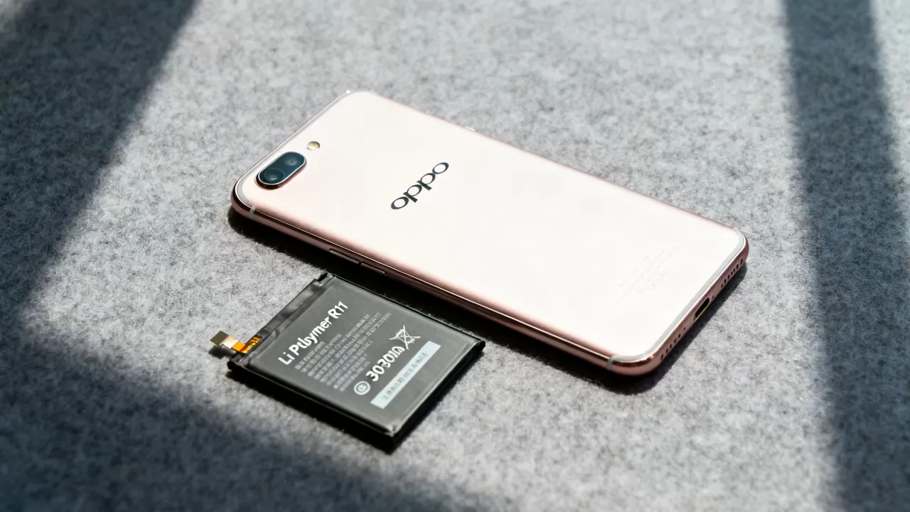 oppor11采用什么电池，oppo r11电池容量多大