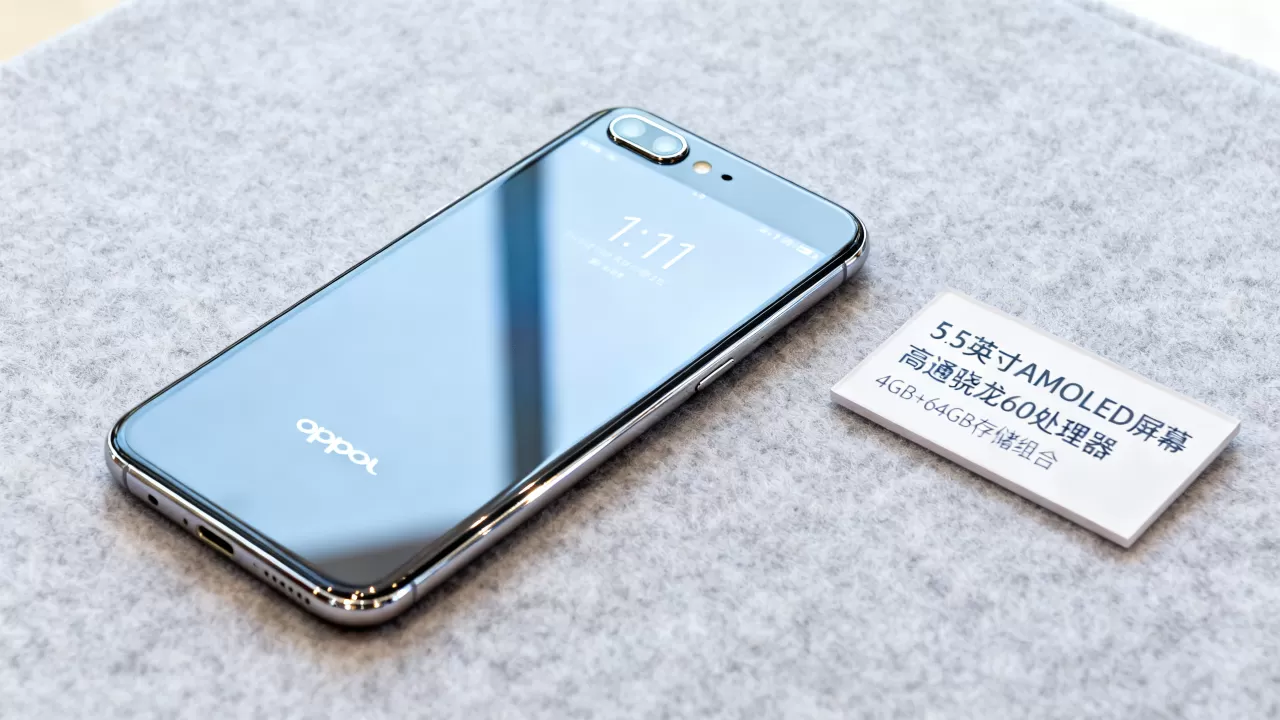 OPPOR11L是什么手机,OPPOR11L参数配置 OPPOR11L是什么手机,OPPOR11L参数配置