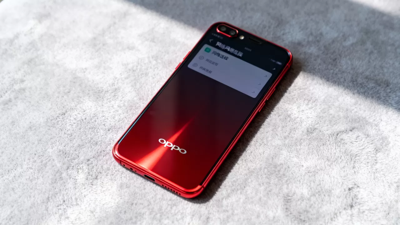 OPPOR11红色是什么网，OPPOR11红色版本