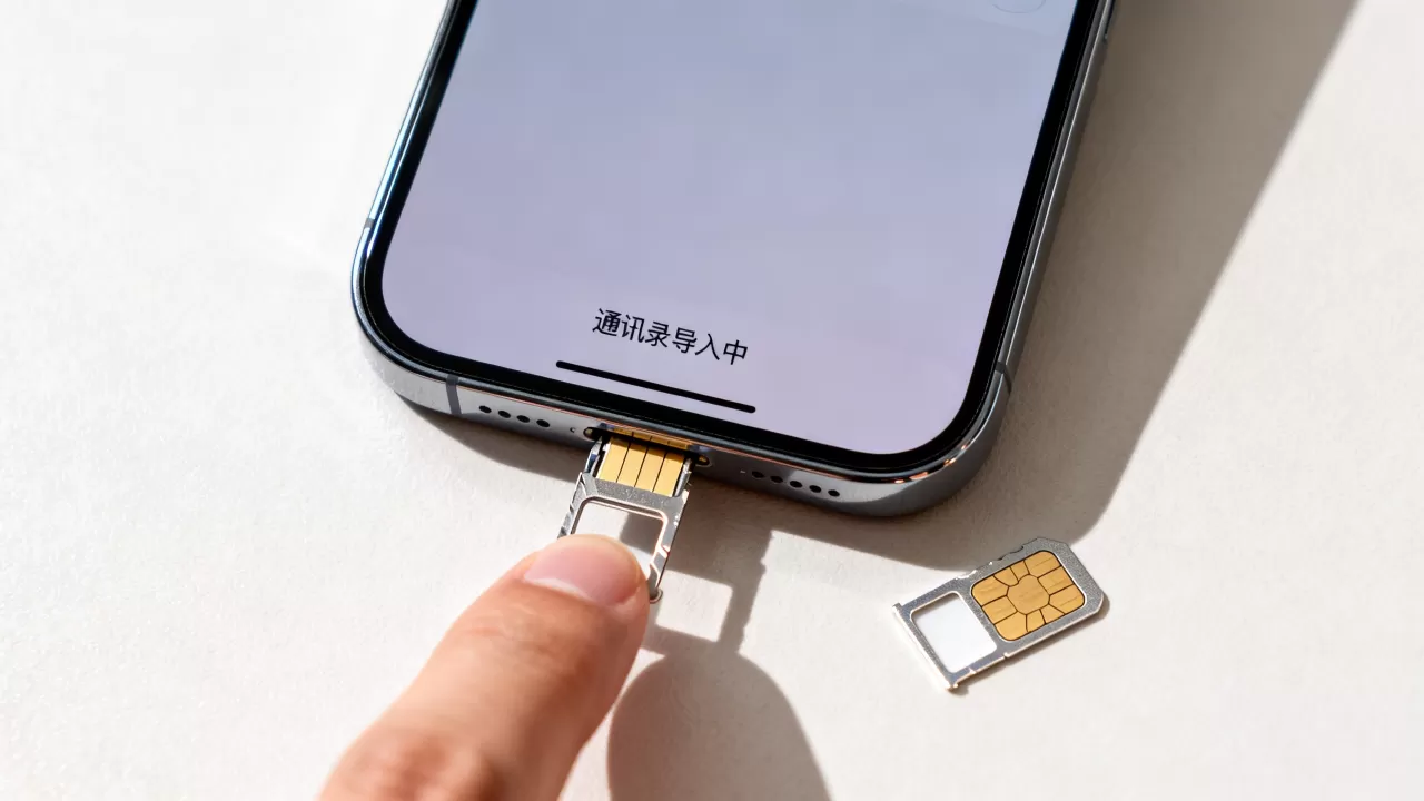 从iphone导入sim卡上，iphone怎么把通讯录导入sim卡