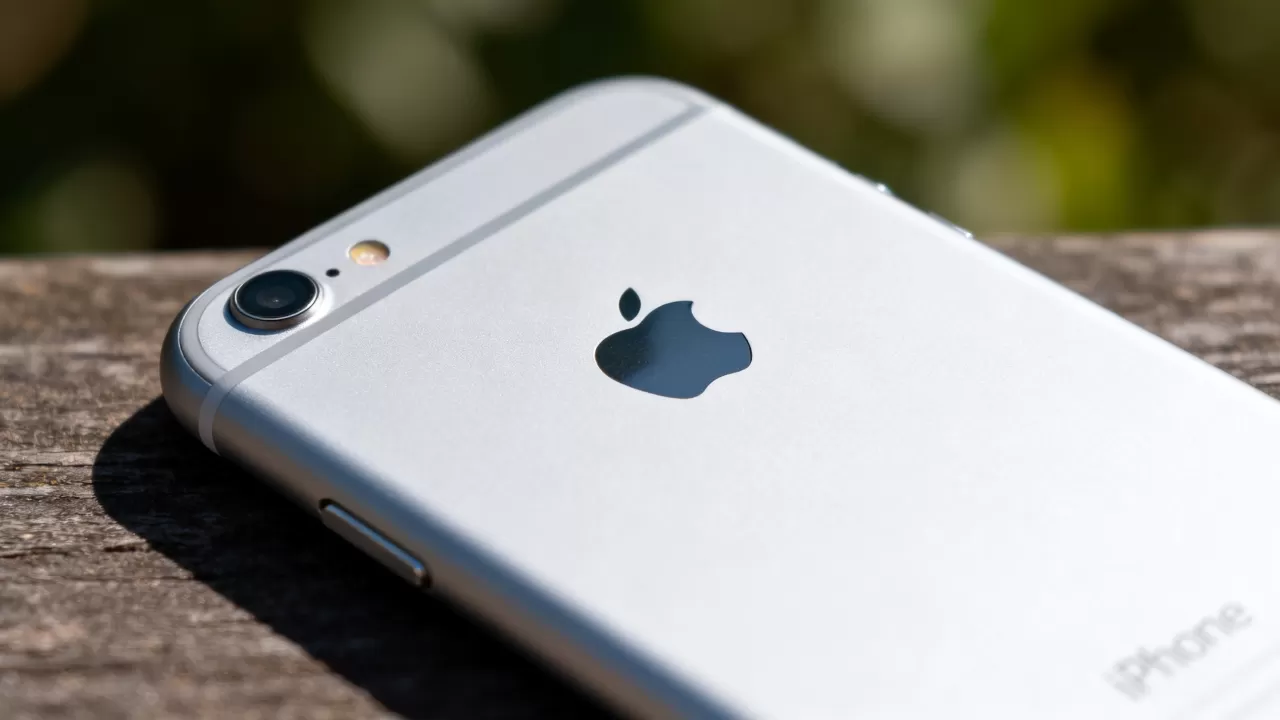 iphone6背后logo在哪，iphone6背面苹果标志