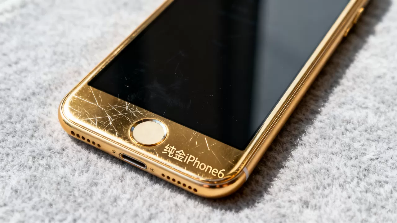 纯金iphone6多少钱，纯金手机